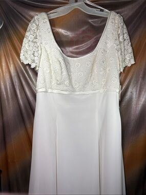 00’s Bridgerton style scoop neck cap sleeve NWT Ivory Lace sz 18 fits like sz 14